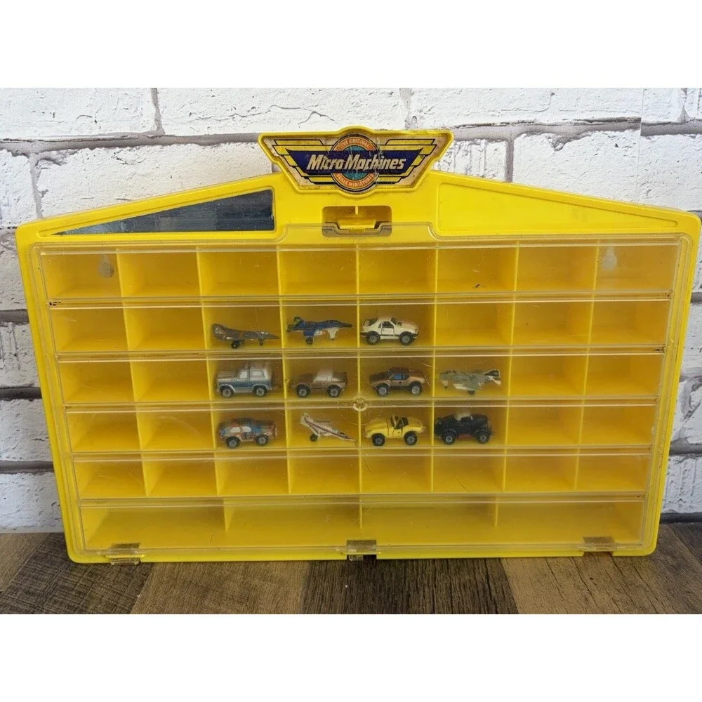 Vintage Micro Machines 1989 Yellow Carry Case Galoob + 11 Vehicles Cars/planes
